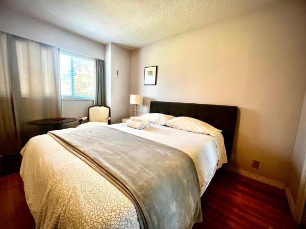 Spacious place Close to UBC -1, Book  Vancouver 
