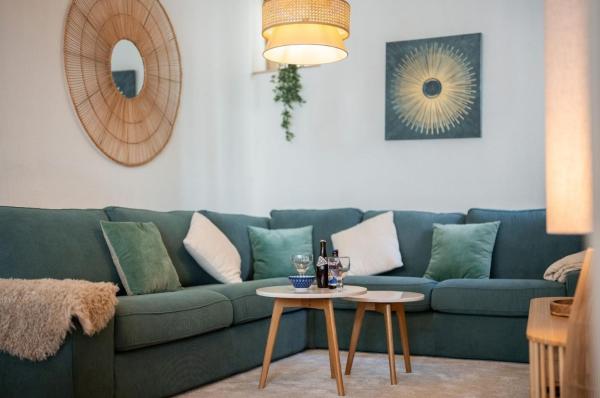 La Maison Rouge de Givet, Book  Givet 