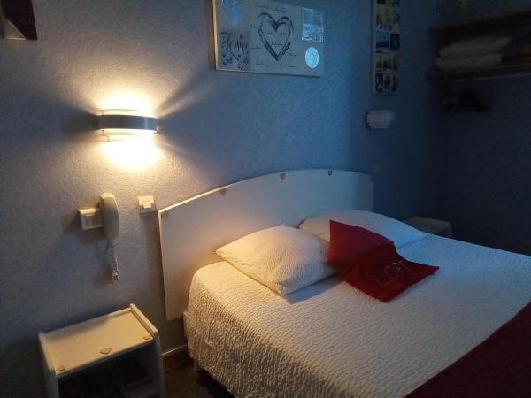 Chambre Love, Book  Limoux hoteller med parkering, Parkering