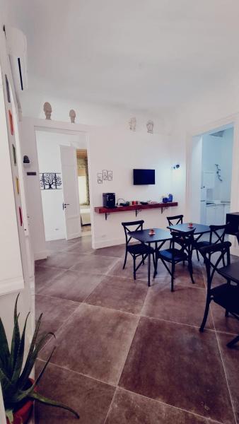Le Suite Vintage del Corso, Book  Palermo Sicilien