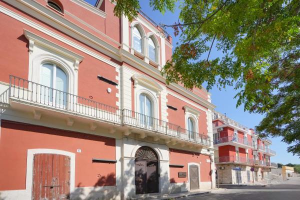 Palazzo della Torre - Seaview Luxury historical apartments, Book Lejlighed Bari Bari Province