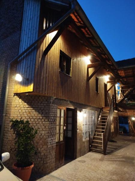 Le fenil du Grand Dormeur - Chambres d\hôtes, Book  Bischoffsheim hoteller med parkering, Parkering