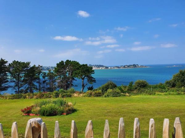 Camping de la Corniche - Plestin-les-Grèves, Book   