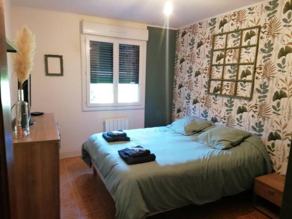 Chambres à louer à 10 minutes du Mans, dans la Sarthe, Book  Parigné-lʼÉvêque 