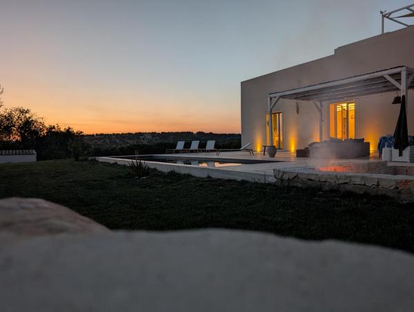 Villa S Rosalia in val di Noto, Book  Sicilien hoteller med parkering, Parkering