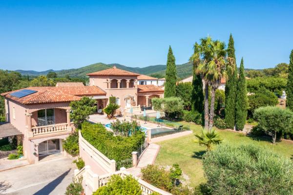 Villa Moniris Provence Bliss and Pool, Book  Hoteller i Var coast med pool, Swimmingpool