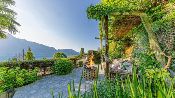 Lake house - Charming Lakeview Villa, Book  Tresserve Rhône-Alps