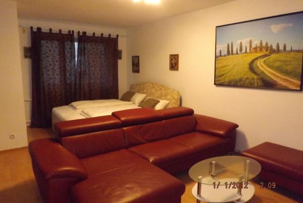 GME EasyFlex Home-2, Book  Berlin Tyskland