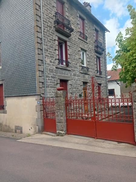 Villa Alexandre René, Book  Hoteller i Rhône-Alps med parkering, Parkering