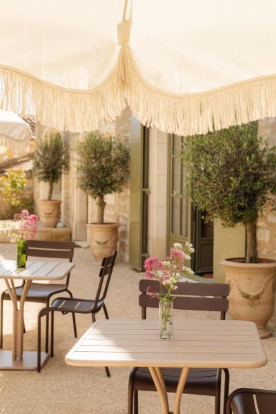 Mas de lEtoile, Book  Aureille Alpilles