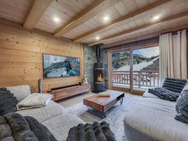 1/2 Chalet : douceur Alpine au Linga, Book Chalet Hoteller i Rhône-Alps med parkering, Parkering