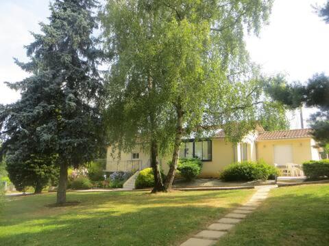 Les Acacias, Book  La Milesse 