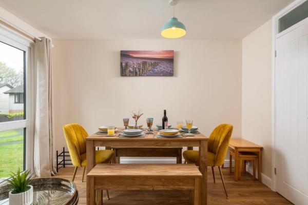Perfect place for family time, Book  Hayle Cornwall