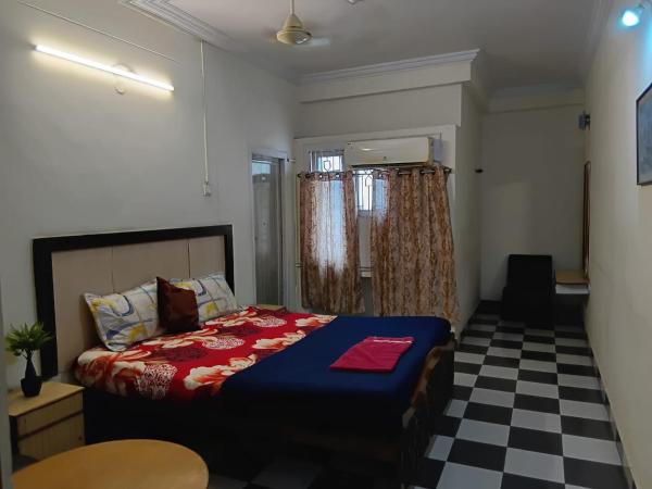 lakshmi inn lodge, Book  Visakhapatnam Andhra Pradesh