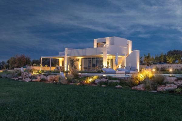 Villa Alba Dorata by Villa Experiences Puglia, Book  Polignano a Mare Bari Province