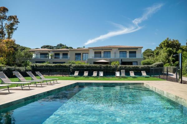 Villa Majorelle, Book  Sainte-Maxime Mimosa Road
