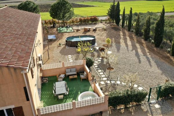 Villa vigneronne moderne piscine et jaccuzi, Book  Saint-Jean-de-Fos 