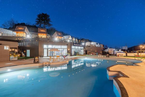 Gapyeong Violin Glamping N Caravan, Book Campingplads Hoteller i Gyeonggi-do med parkering, Parkering