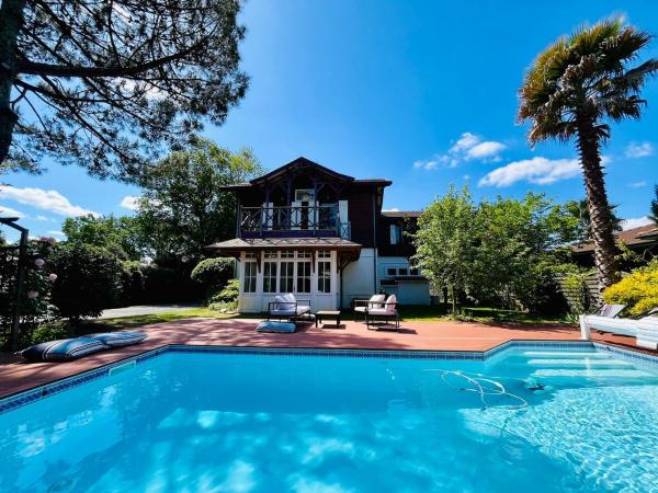 Villa Joli Bois, Book  Foussolles Ile de France