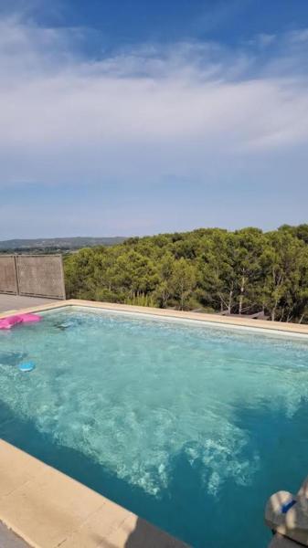 La parenthèse, Book  Rhône-Alps hoteller med pool, Swimmingpool