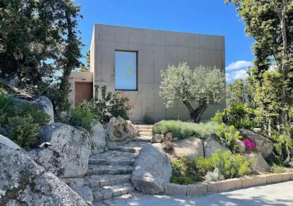 Villa darchitecte, Book  Hoteller i Korsika med pool, Swimmingpool