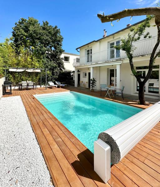 Villa de Standing au Calme Absolue avec Piscine, Clim, Wi-Fi, Book  Montpellier Hérault
