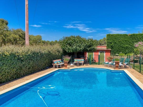 Holiday Home Villa Sainte Anne by Interhome, Book  Hoteller i Sainte-Anne-dʼÉvenos med pool, Swimmingpool