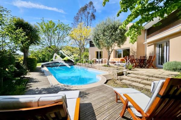 Luxury ! Villa avec piscine - Vue 180 sur le golf, Book  Gestel Bretagne
