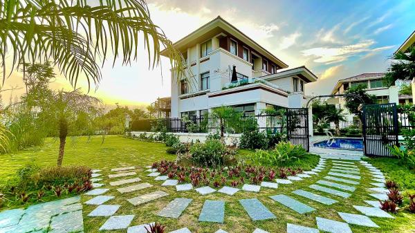 Phoenix Villas FLC Ha Long, Book  Quang Ninh hoteller med pool, Swimmingpool
