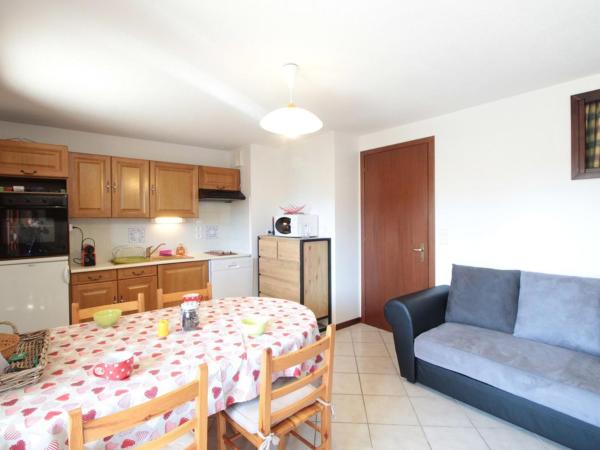 Appartement Centre Village - 6 pers, Parking, Balcon, Proche Pistes et Commerces - FR-1-572-138, Book  Araches-la-Frasse Le Grand Massif