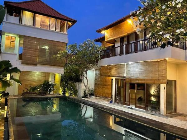Entire Private & Cosy Villa in Jimbaran, Bali, Book  Hoteller i Bali med pool, Swimmingpool