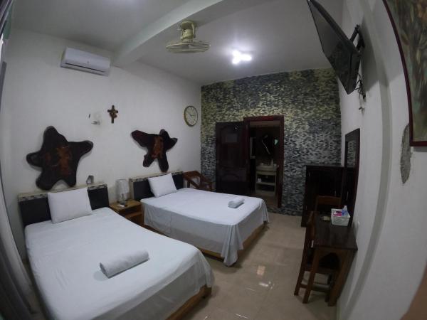 M&F Hotel, Book  Bacalar 