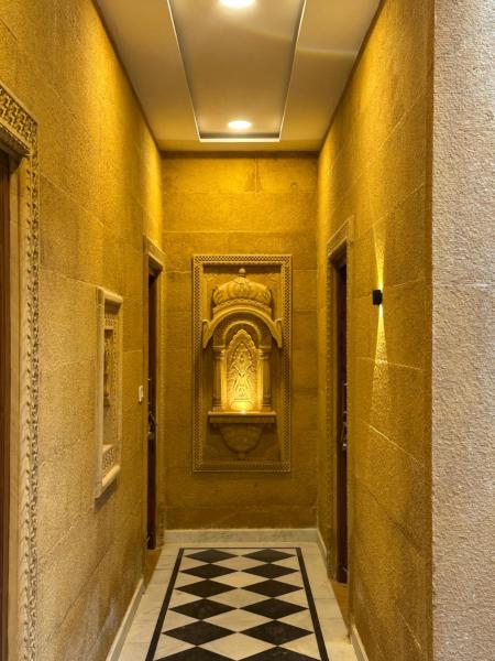 Hotel Golden Pleasant, Book  Rajasthan hoteller med parkering, Parkering