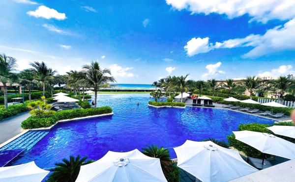 SUNNY - Resort Villas & City Apartments 2, Book Lejlighed Hoteller i Khanh Hoa med pool, Swimmingpool