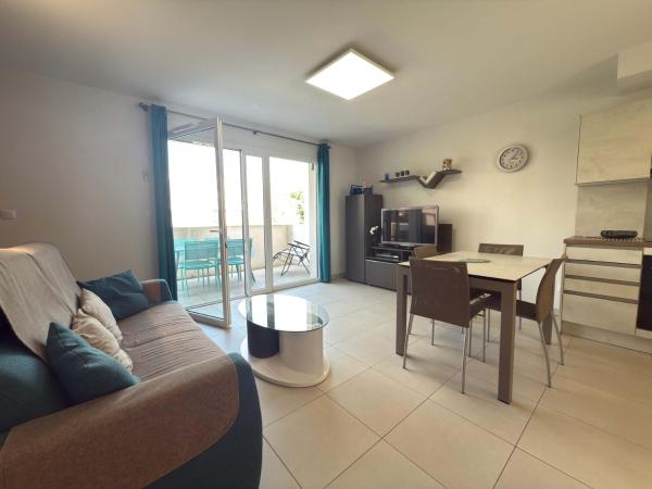 Villa Bianca Appartement DUPLEX climatisé à 500m de la plage, Book  Sérignan-Plage Hérault
