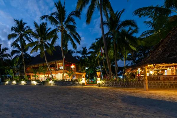 La Plage de Le Zahir, Book  Madirokely 