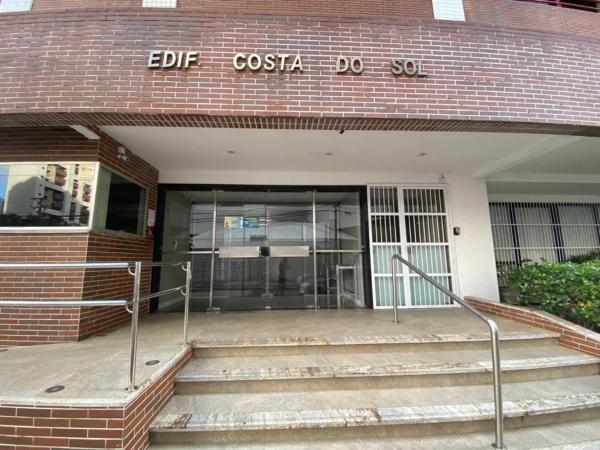 Condomínio Costa do Sol, Book  Bahia hoteller med parkering, Parkering