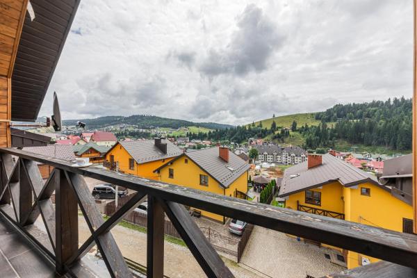 Haya Villa, Book  Bukovel 