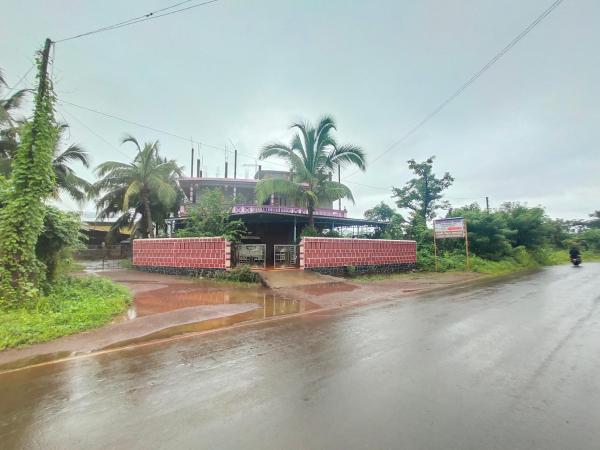 SHANTI GUEST HOUSE, Book  Shrivardhan New Delhi