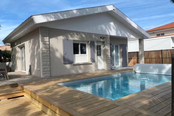 VILLA DES BECASSES - Andernos les Bains, Book Villa Sommerhuse i Aquitaine, Hytte