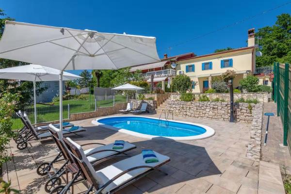 Villa Emma, Book  Lanišće Istrien