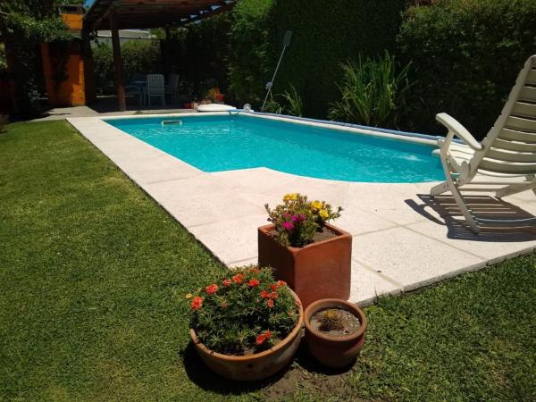 Cabaña Villa Allende, Book  Córdoba hoteller med parkering, Parkering