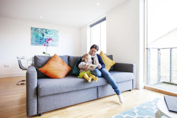 Urbans Large 2 bed, 2 bath luxury apartment with secure parking, Book Lejlighed Oxford 