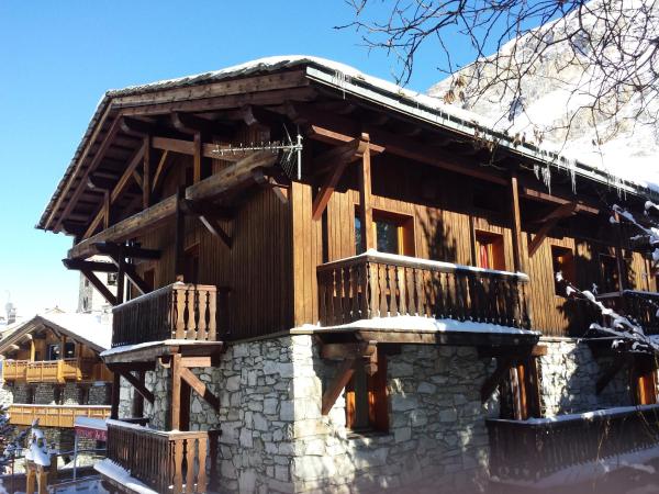 Saint-Roch Piste, Book  Hoteller i Rhône-Alps med parkering, Parkering