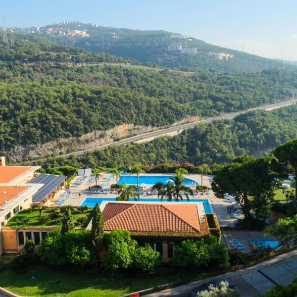 Country Lodge Hotel & Resort, Book Ferieresort SPA-hoteller i Baabda, SPA