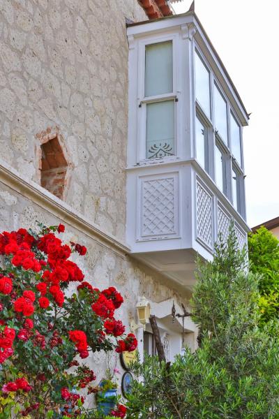 My Stone Home Hotel, Book  Çeşme 