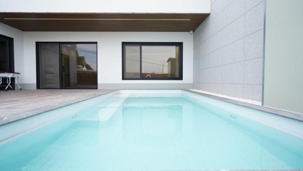 Buan Stay 365, Book  Hoteller i Jeollabuk-Do med pool, Swimmingpool