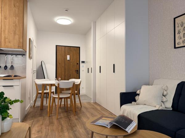 Wola Urban Oasis by OhMyHome z parkingiem, Book  Wola Krakowianska 