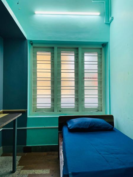 Stay499, Book  Kaniyapuram New Delhi