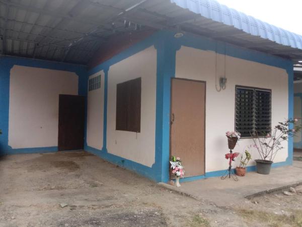 Future house Maeteang, Book  Sop Poeng Thailand